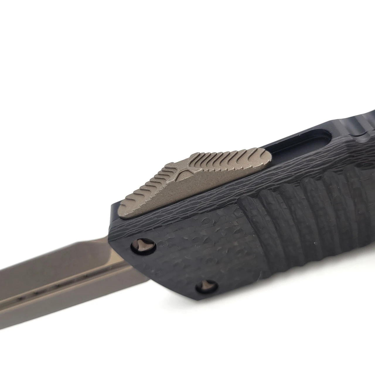 Microtech 142-13APCFS Carbon Fiber Combat Troodon Double Edge Bronze Apocalyptic 2 Microtech 142-13APCFS Carbon Fiber Combat Troodon Double Edge Bronze Apocalyptic - Image 2