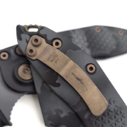 Microtech Knives A S/E Auto Stitch 169-3UCS Urban Camo Full Serrated -Microtech Shop 32D4133C E2DD 4D40 8DE3 0B998717D444 36330.1669318175