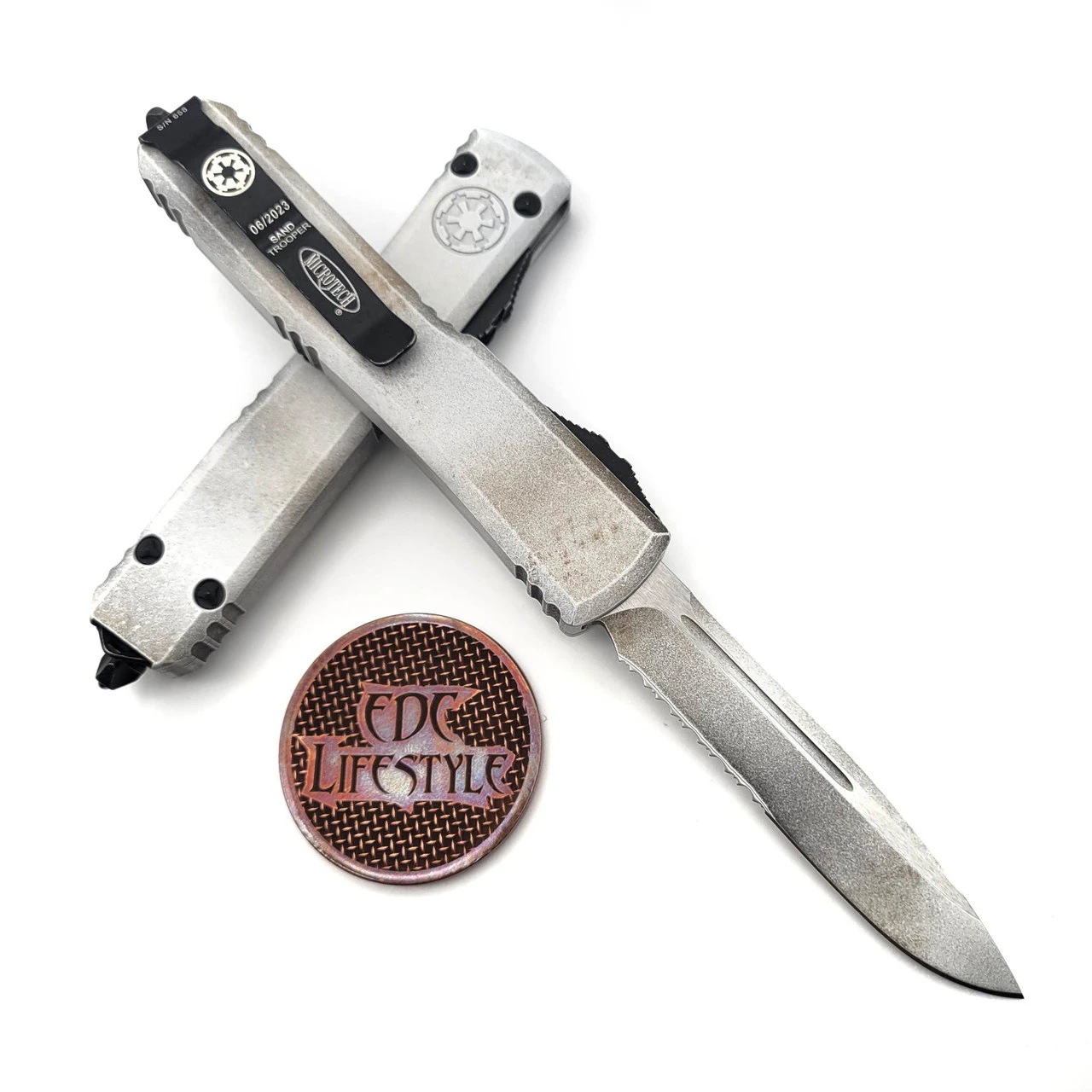 Microtech Ultratech 121-2SAD Star Wars Sand Trooper Single Edge Deep Engraved Partial Serrated 3 Microtech Ultratech 121-2SAD Star Wars Sand Trooper Single Edge Deep Engraved Partial Serrated - Image 3