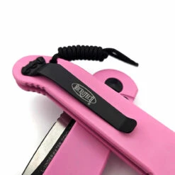 Microtech L.U.D.T. 135S-1BPK Smooth Chassis Cerakote Blasted Pink Standard LUDT Two Tone -Microtech Shop 384221035 1690567414756122 561847463803131728 n 87637.1695701714