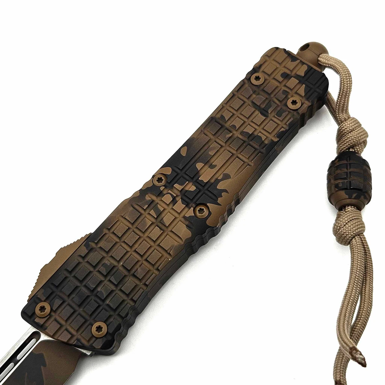 Microtech Combat Troodon 143-1FRCCGS Single Edge Coyote Camo Cerakote Handle/Blade S/N 10 - Preowned 6 Microtech Combat Troodon 143-1FRCCGS Single Edge Coyote Camo Cerakote Handle/Blade S/N 10 - Preowned - Image 6