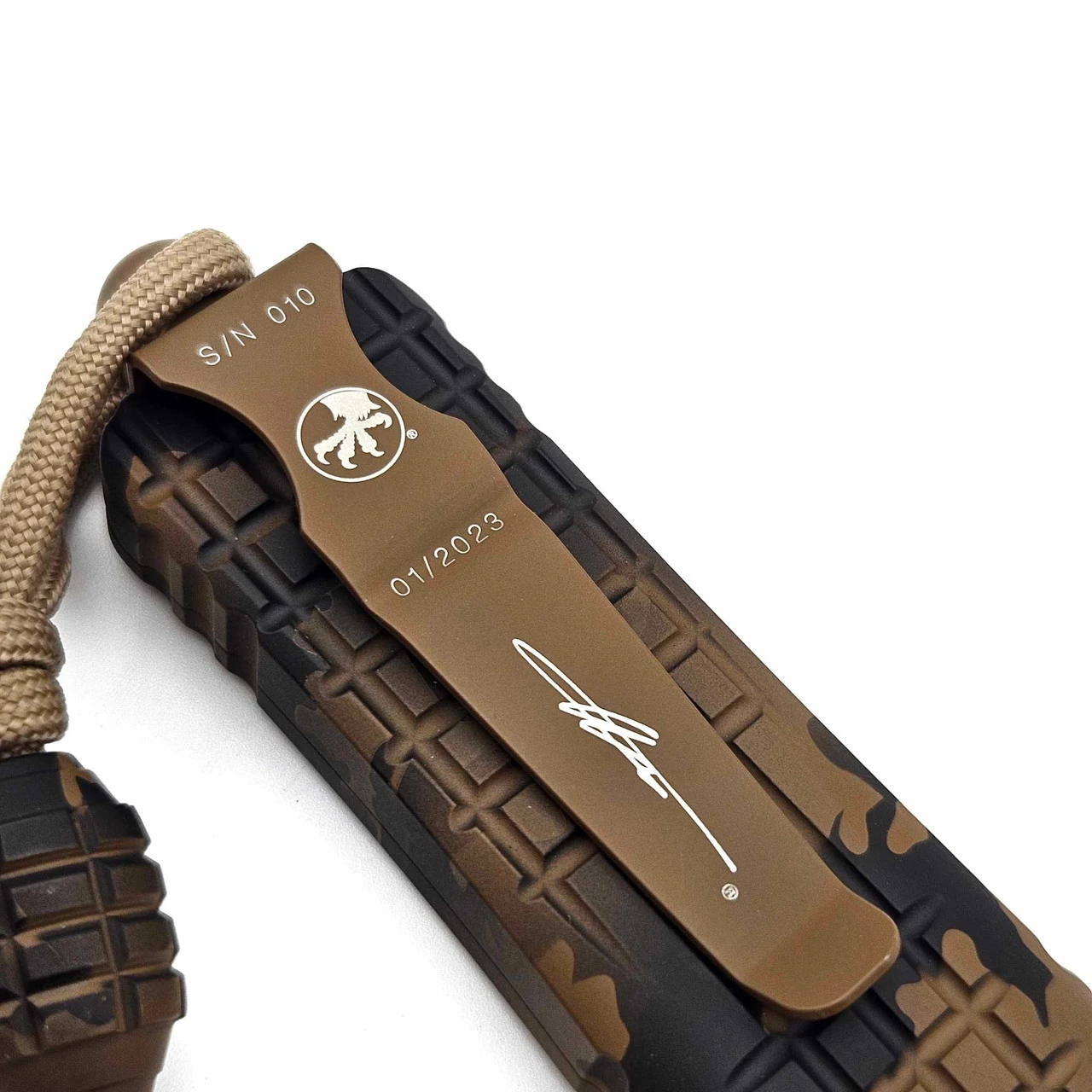 Microtech Combat Troodon 143-1FRCCGS Single Edge Coyote Camo Cerakote Handle/Blade S/N 10 - Preowned 3 Microtech Combat Troodon 143-1FRCCGS Single Edge Coyote Camo Cerakote Handle/Blade S/N 10 - Preowned - Image 3