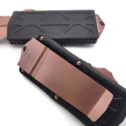 MicrotechExocet 157-3PVDRGS Double Edge PVD Rose Gold Full Serrated Exocet OTF Money Clip -Microtech Shop 9234B4D6 BD56 4E5A BAF4 AE68E93BC6EC 51375.1668822261