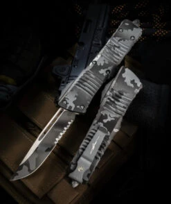 Microtech Combat Troodon143–2UCS Urban Camo Single Edge Partial Serrated