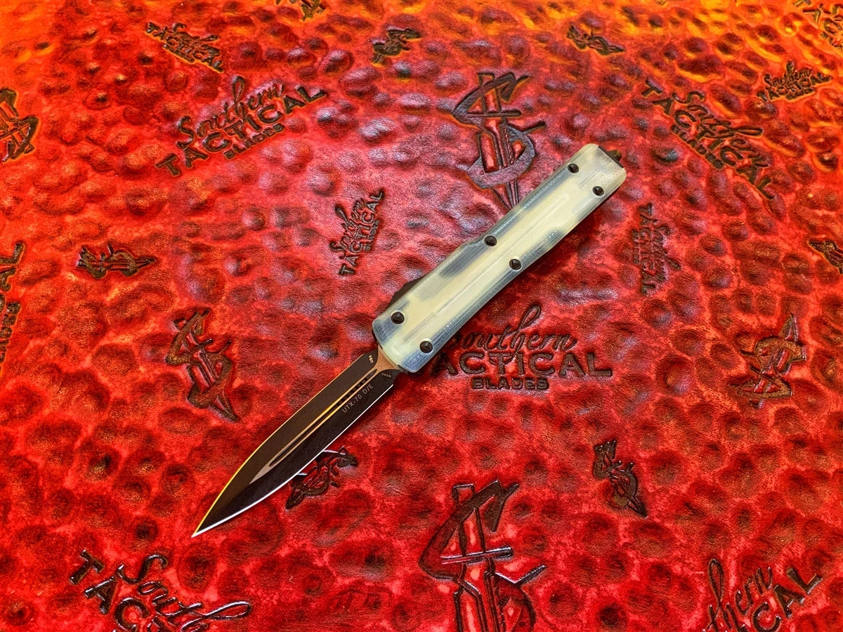 Microtech UTX-70 Double Edge Standard Jade G10 Top Signature Series 1 Microtech UTX-70 Double Edge Standard Jade G10 Top Signature Series