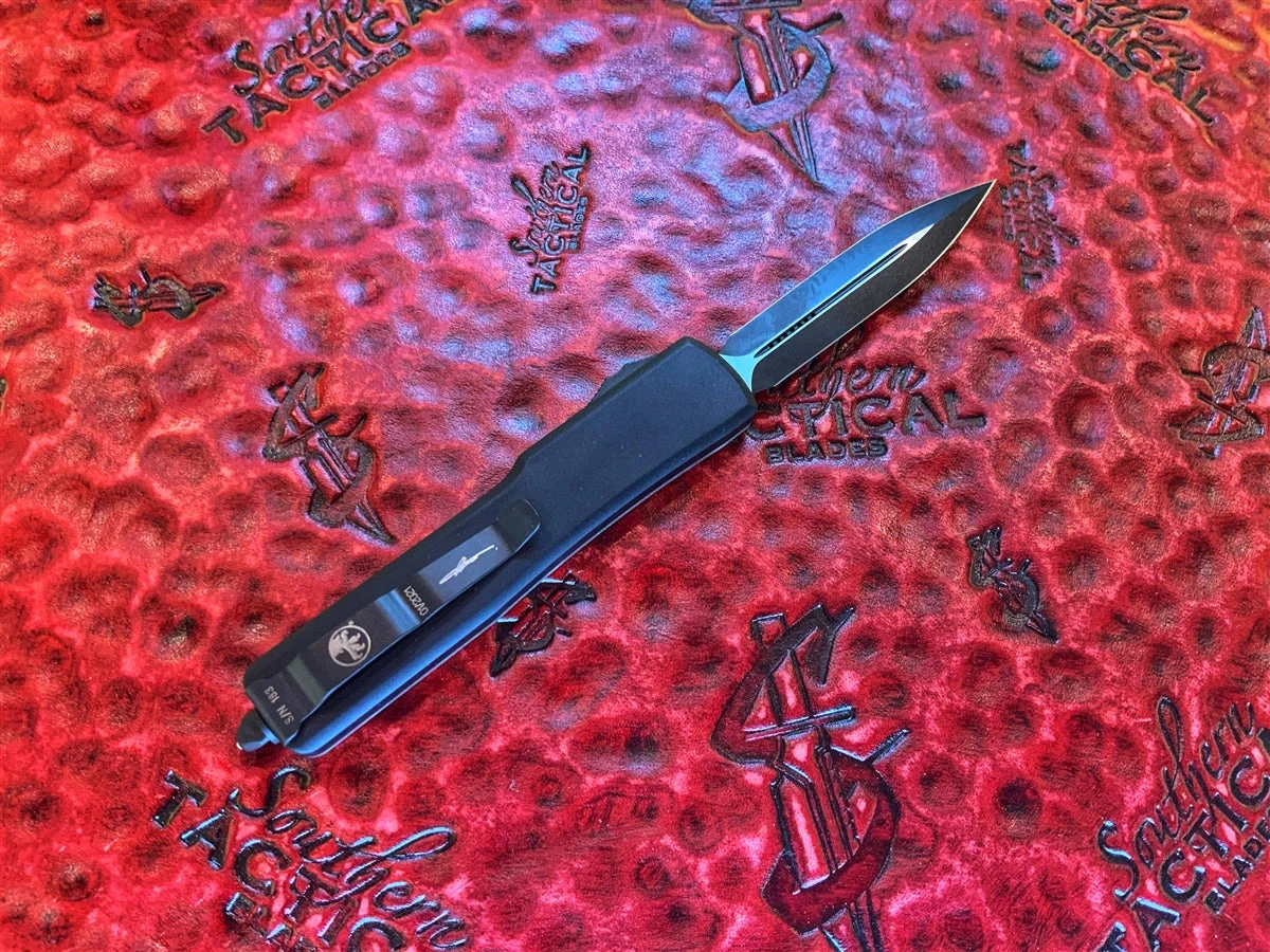 Microtech UTX-70 Double Edge Standard Jade G10 Top Signature Series 2 Microtech UTX-70 Double Edge Standard Jade G10 Top Signature Series - Image 2